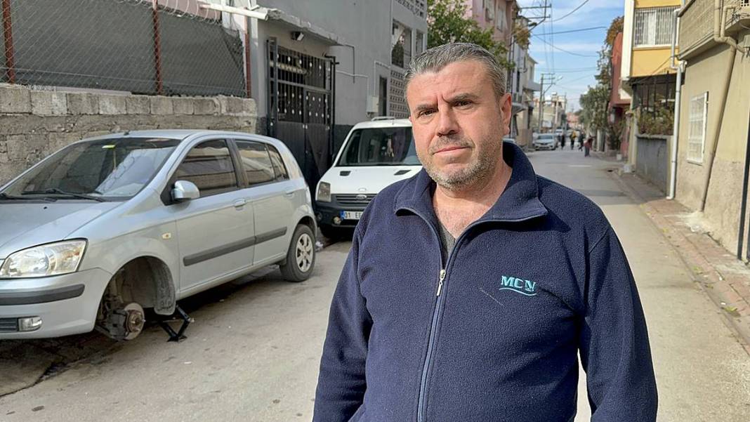 Aracını sokağa park edenler mahalle sakinleri sabah korkunç manzarayla karşılaştı! Apart topar polisi aradılar 8